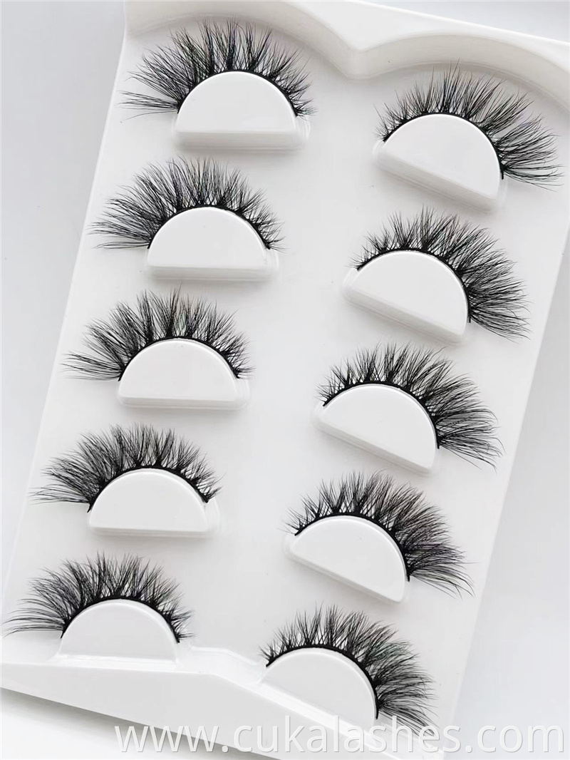 Cat Eye Lash